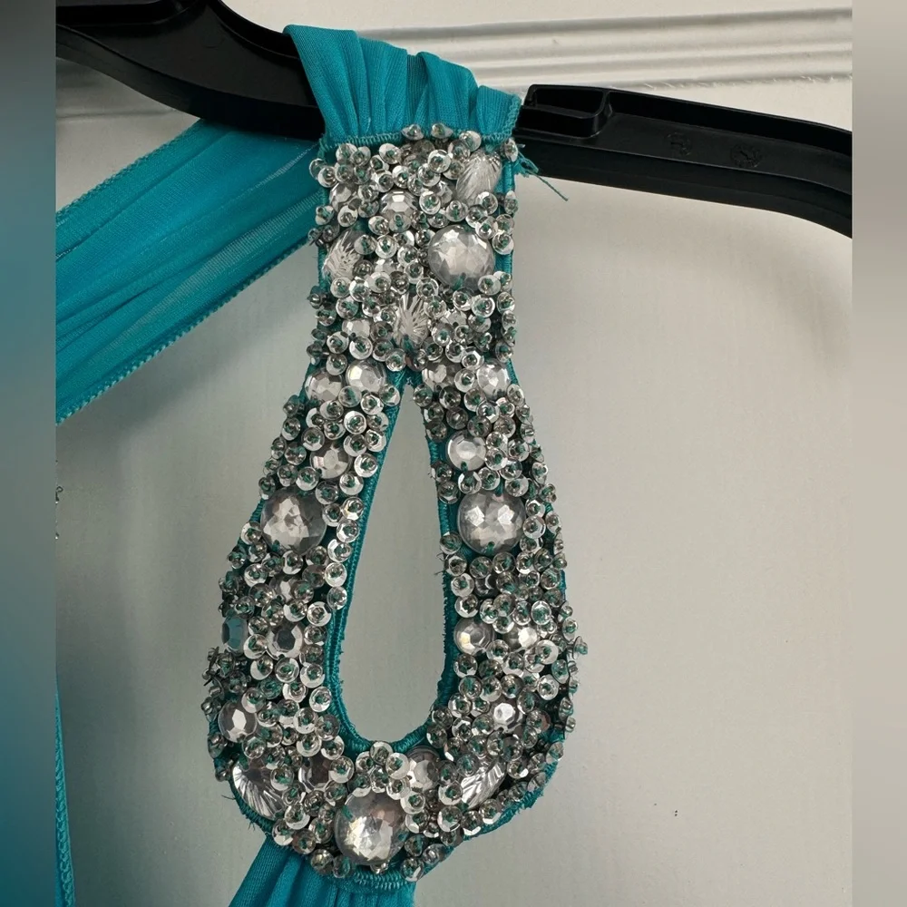 Josh & Jazz Aqua Prom Dress. No tag for size but guessing women’s 6-8 - Picture 6 of 10